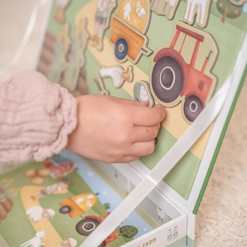 Magnetic play board Little Farm
