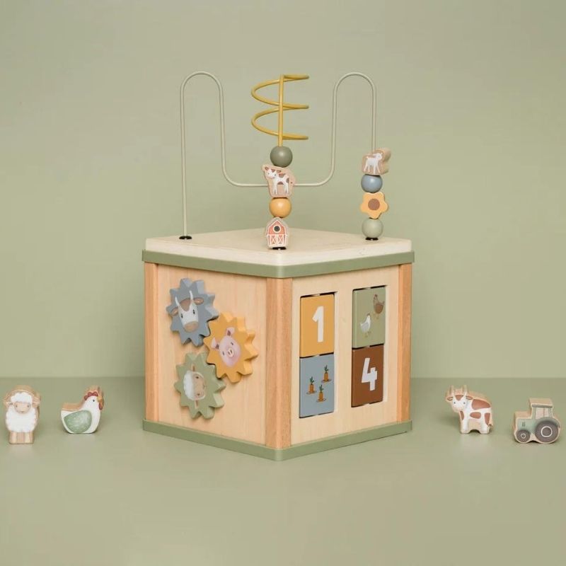 Wooden activity cube - little farm