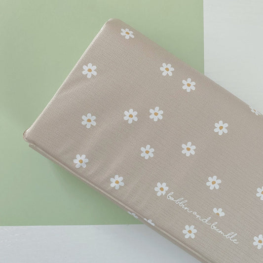 Bobbin & Bumble Travel Changing Mat - Neutral Daisy
