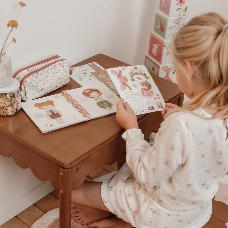 Dress me up - fairy garden