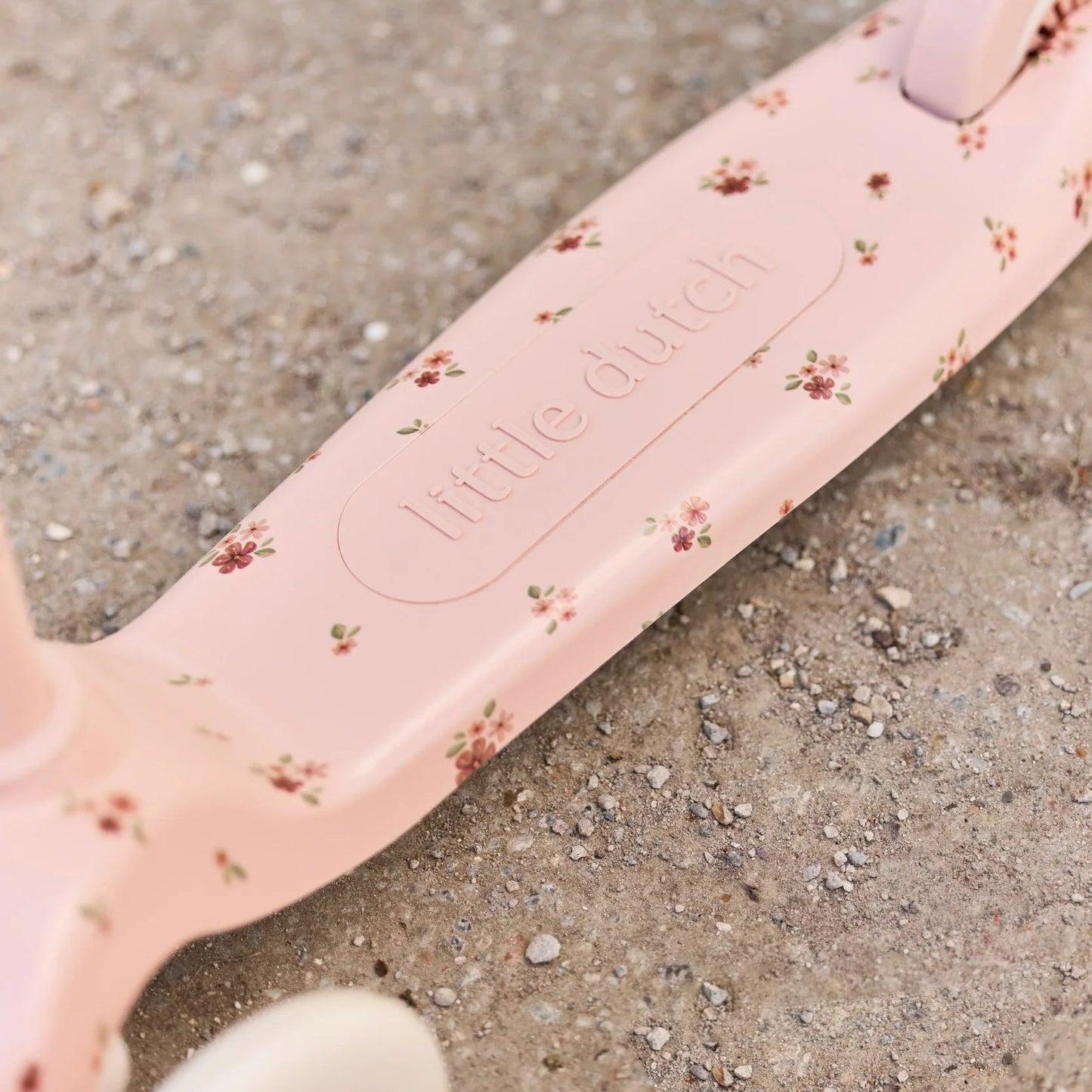3 Wheel Scooter - Pink Florals