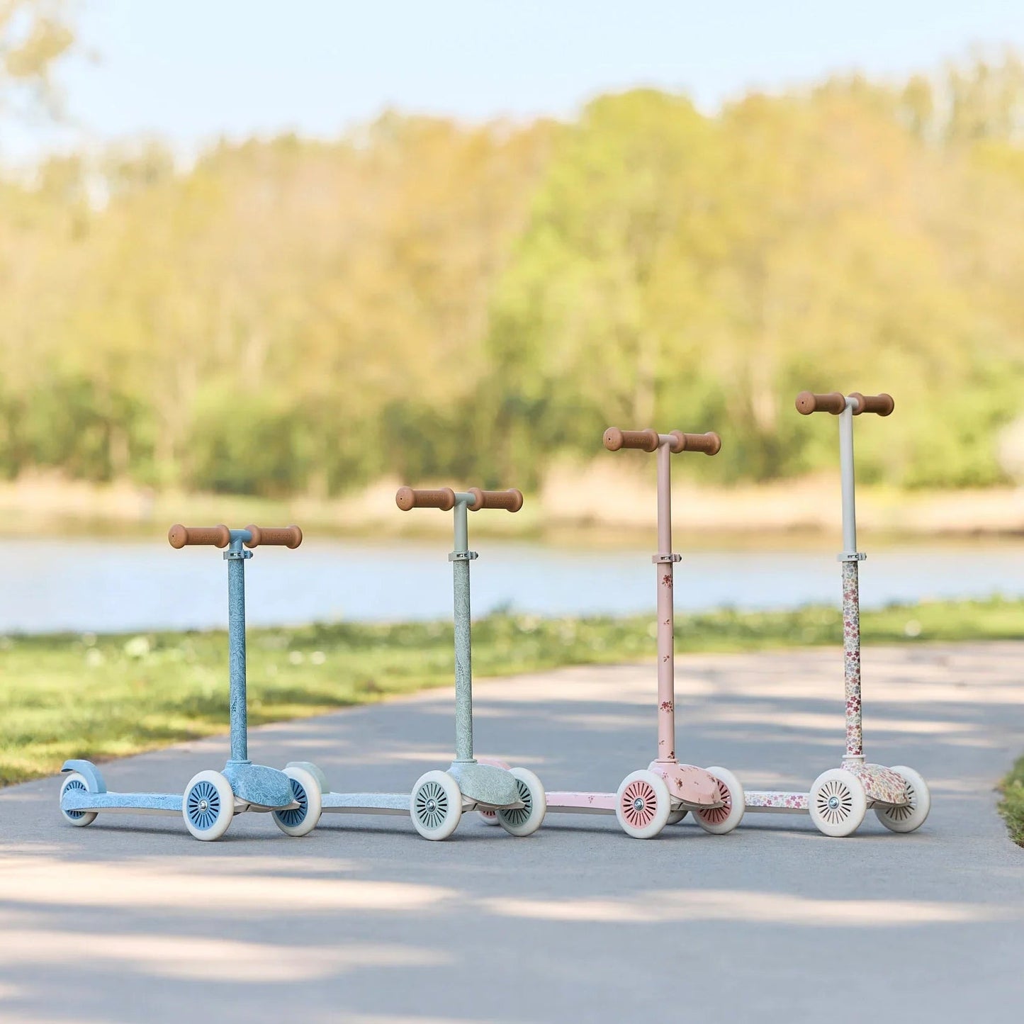 3 Wheel Scooter - Pink Florals