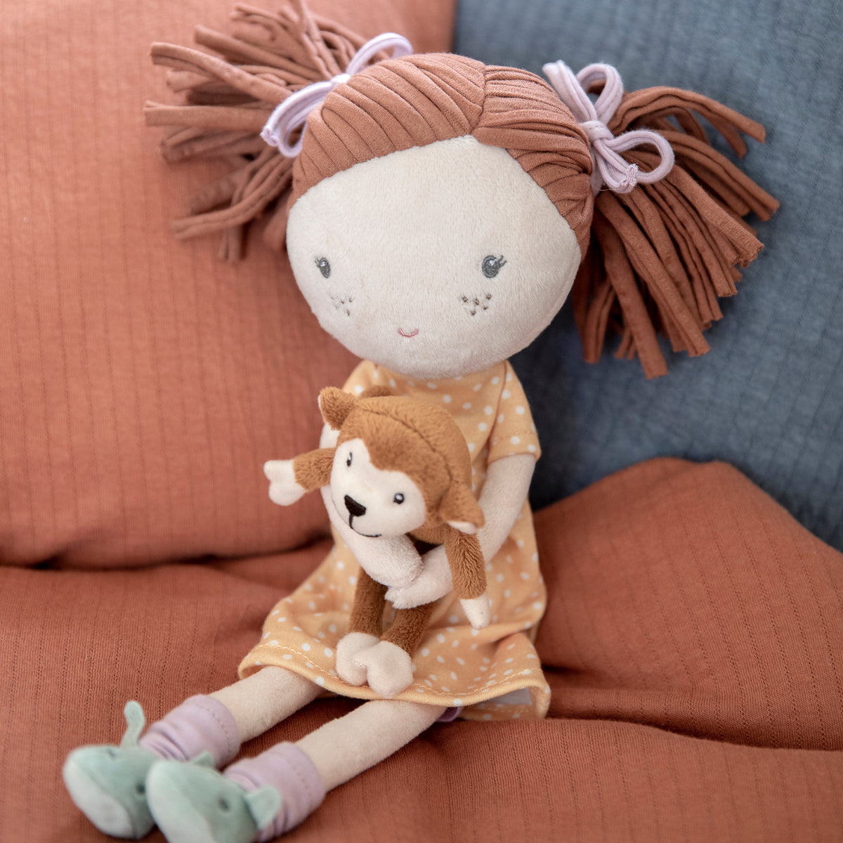 Soft cuddle doll - Sophia