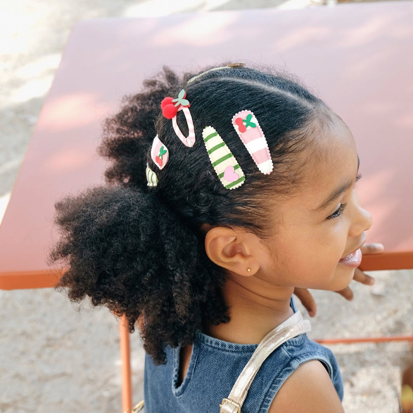Cherry kiss fabric clip set