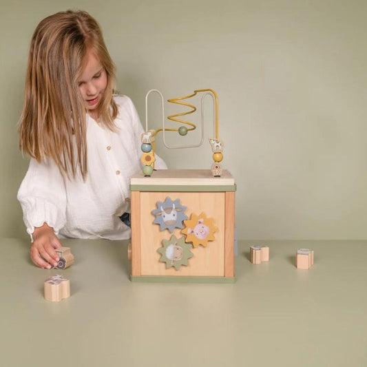 Wooden activity cube - little farm