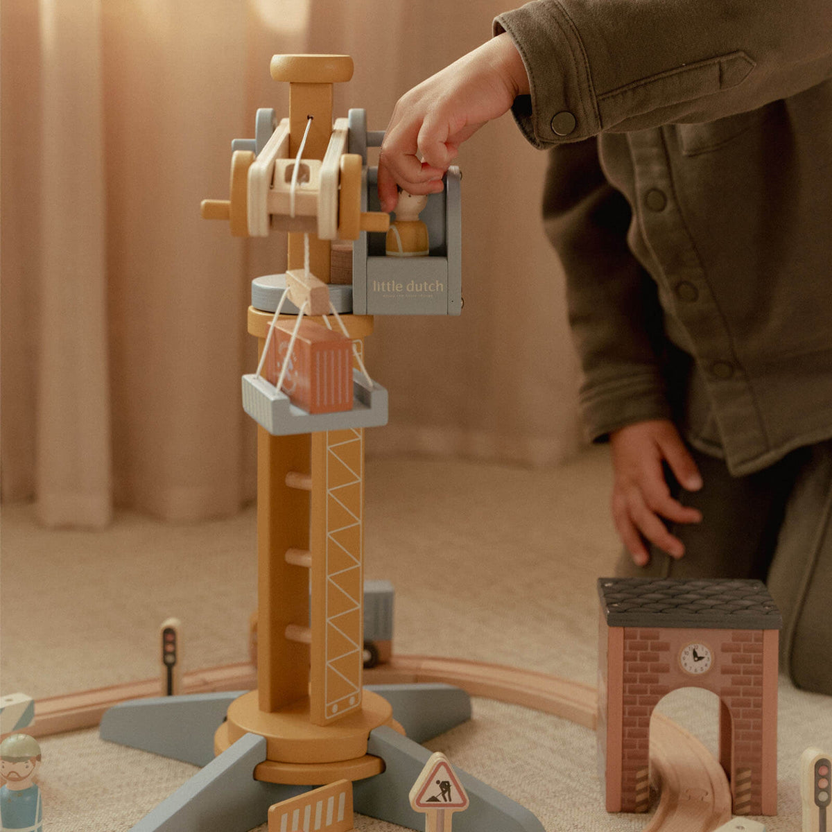 Crane set with wooden track